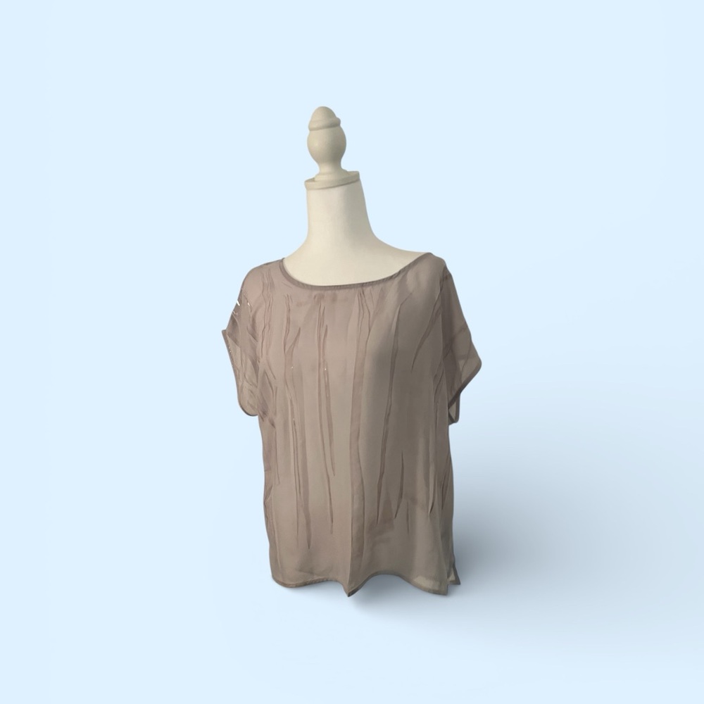 a.n.a Sheer Gray Short Sleeve Blouse Medi